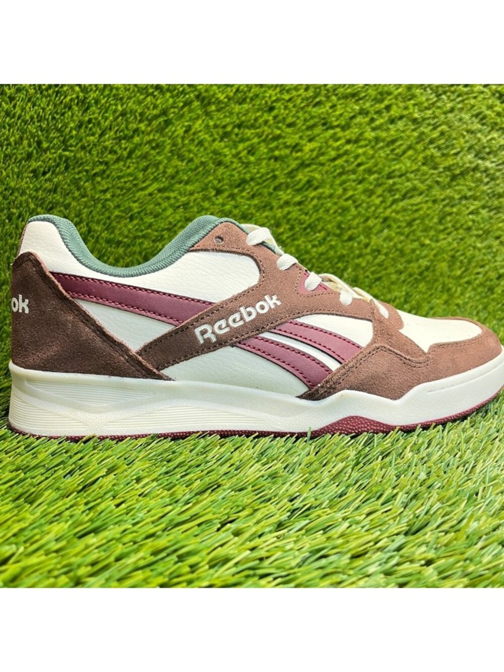 Reebok Court Drift Mens Size‎ 9.5 Brown Cream Burgundy Athletic Shoes Sneakers